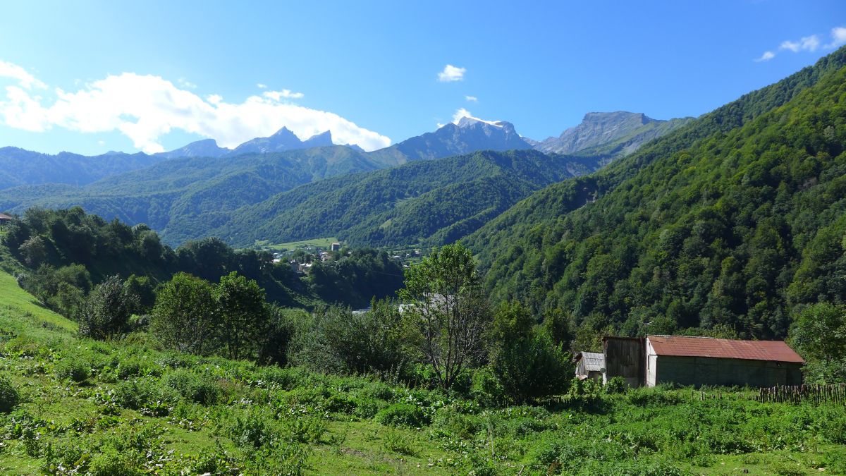 Dlaczego warto odwiedzić region Racza?