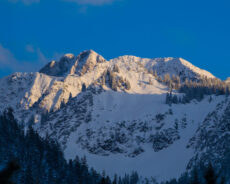Bezpieczne Ferie w Górach z Dziećmi – Przewodnik dla Rodziców Bezpieczne Ferie w Górach z Dziećmi – Przewodnik dla Rodziców